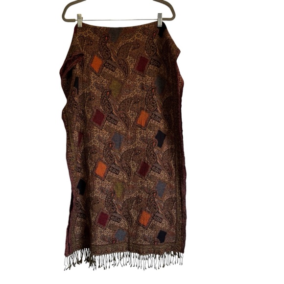 LUCKY BRAND Scarf 100% Wool Paisley Wrap Shawl Fringe Red Orange  23" x 72" Vtg - Picture 2 of 6